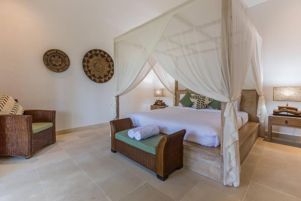 Budha 2 4bedrs 12m Pool, 700m2 Garden&bbq, & Quiet *